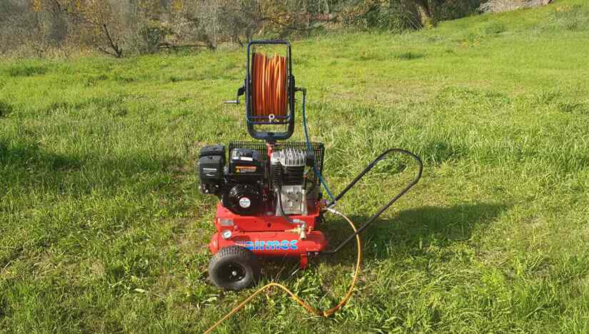 Scopri le offerte di AgriEuro sui migliori motocompressori a scoppio per la raccolta delle olive