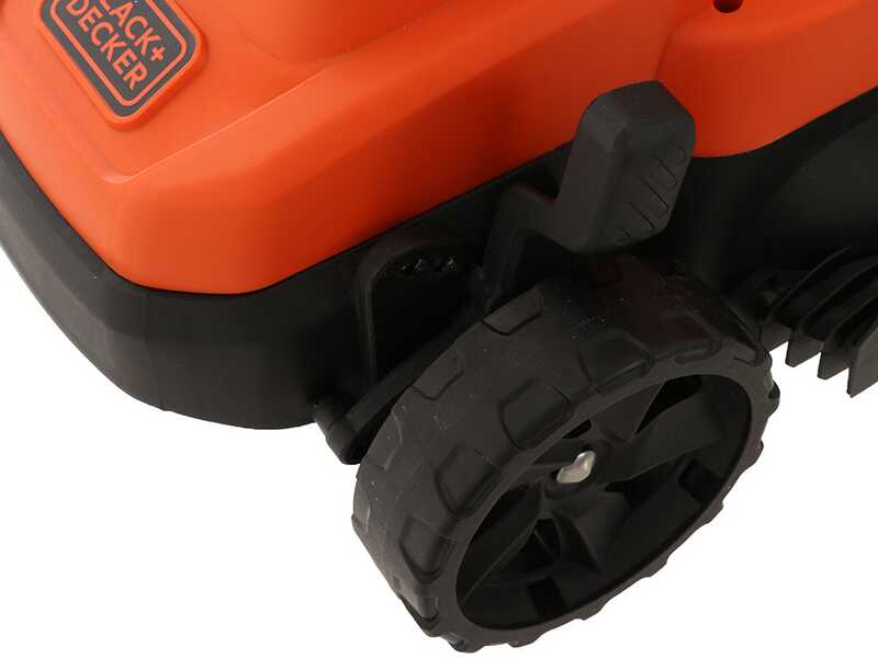 Black &amp; Decker BCMW3318L2-QW - Tagliaerba a batteria 2x18V/2.5Ah + in omaggio batteria 18V 2Ah - Taglio 33 cm