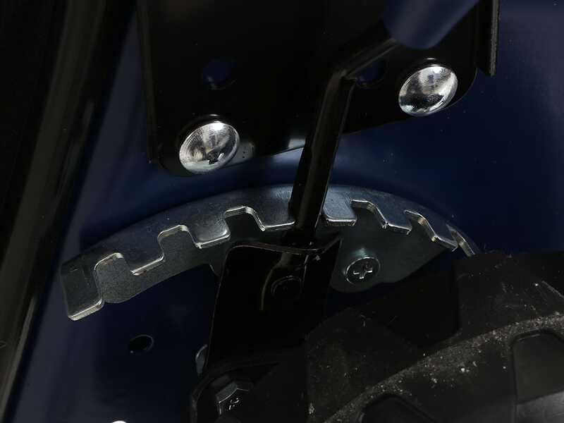 BullMach PARIS - 40 P - Tagliaerba a scoppio - Motore da 4HP - Taglio 40cm