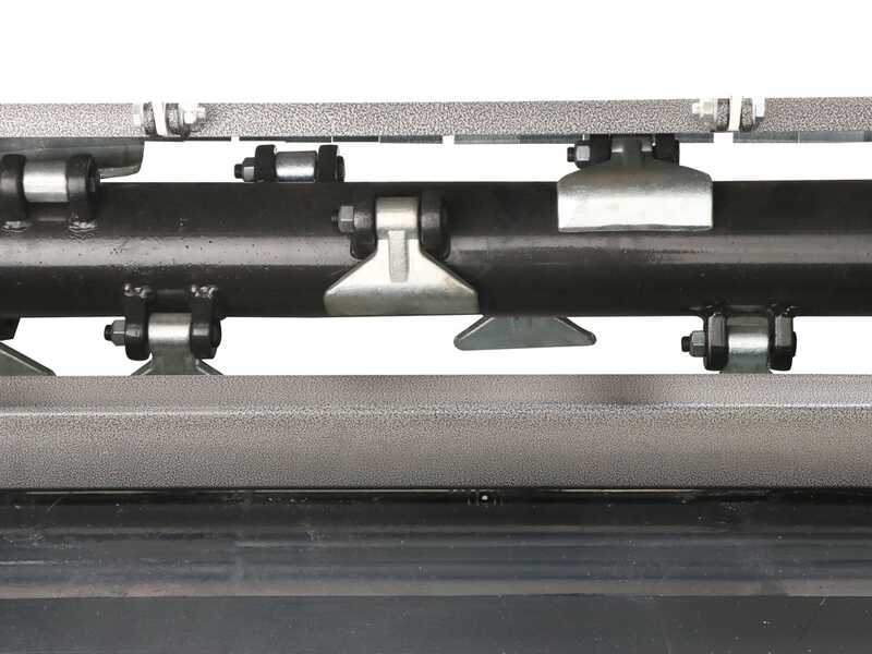 BlackStone BVH 180 H - Trincia argini laterale per trattore - Serie pesante