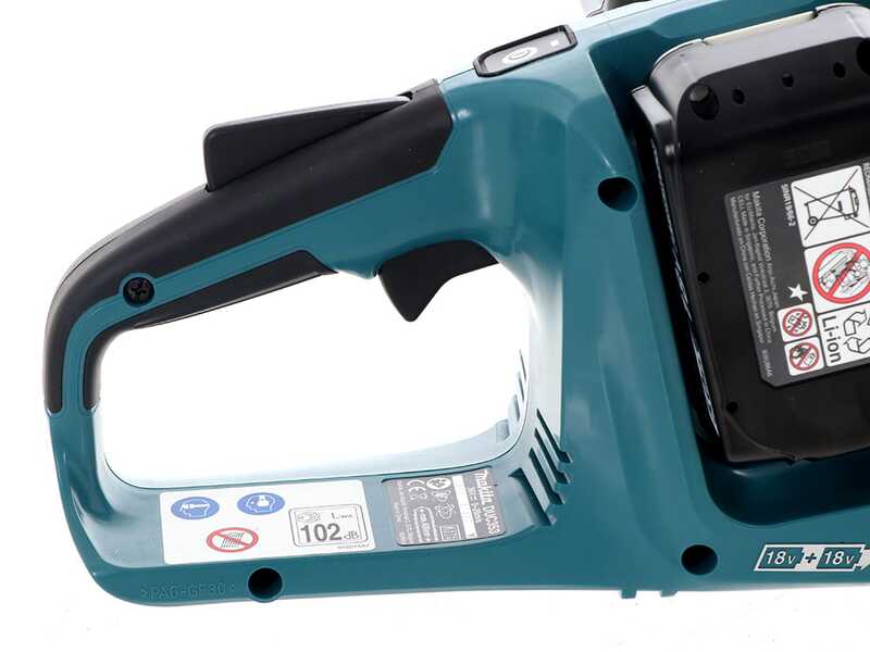 Makita DUC353Z - Elettrosega a batteria - 36V - SENZA BATTERIA E CARICABATTERIA