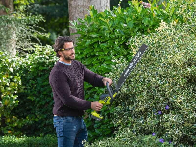 Ryobi RY18HT50A-0 - Tagliasiepi a batteria con lama da 50 cm - SENZA BATTERIE E CARICABATTERIE