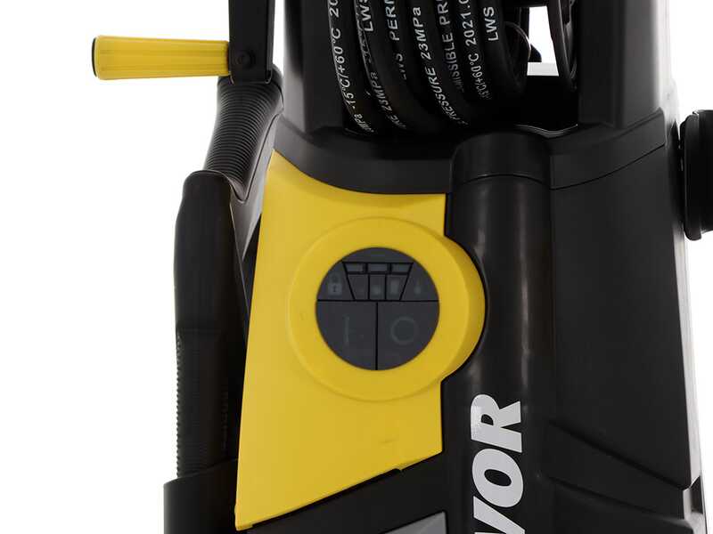 LAVOR LVR5 PLUS 150 DIGIT Idropulitrice semiprofessionale a freddo - 500 l/h - 150 bar