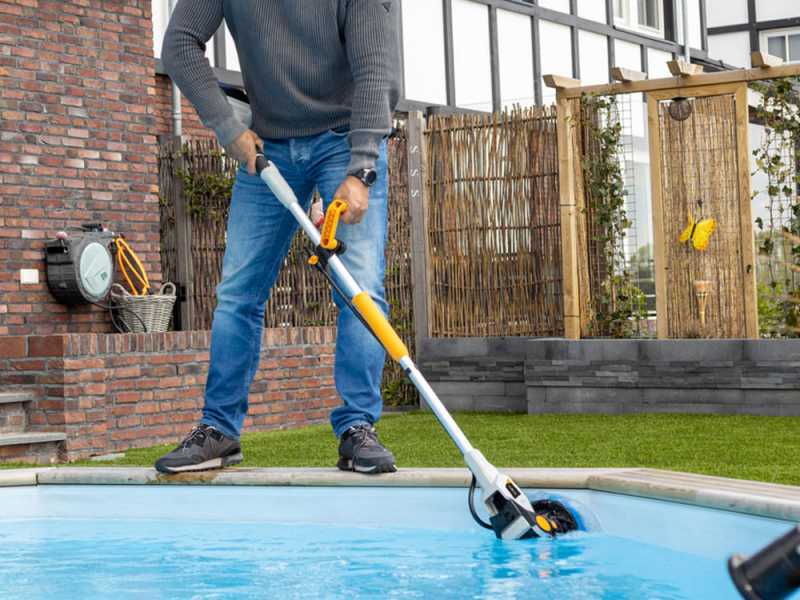 Batavia Twin Brush - Pulisci pavimenti a batteria - 18V 2Ah