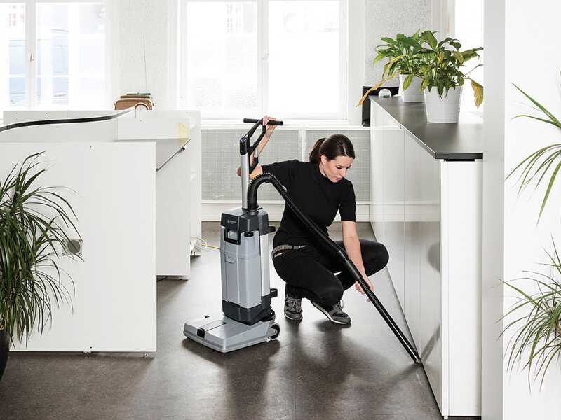 Nilfisk SC100 E Full Package - Lavapavimenti elettrica 3 in 1: lava, asciuga e aspira - 800W