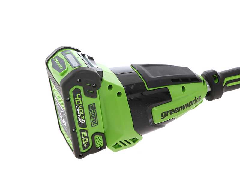 Greenworks G40PSFK2 - Potatore a batteria a spalla su asta di prolunga - Batteria 40V 2Ah