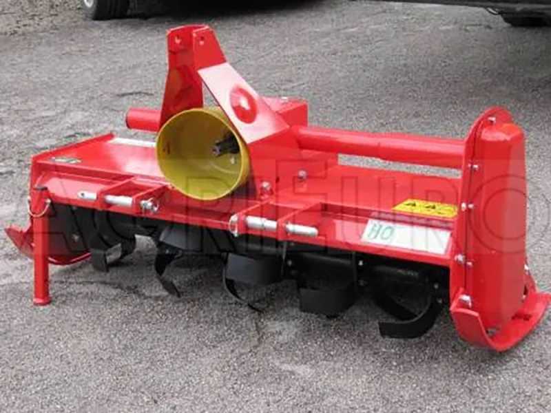 Zappatrice per trattore HO 145 - Serie leggera con spostamento meccanico