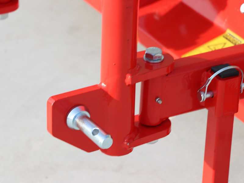 Trinciaerba per trattore Fu Top 164 M - Serie leggera - Spostamento manuale - Presa di forza antioraria (Rotazione a sinistra)