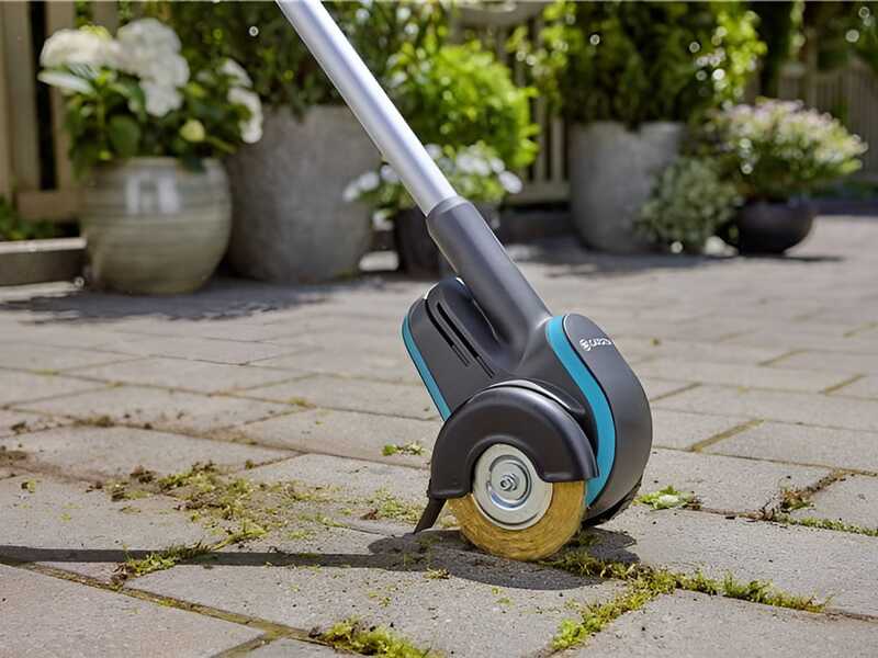 Gardena EasyWeed 1800/18V P4A solo - Pulisci fughe a batteria - 18V - SENZA BATTERIA E CARICABATTERIA