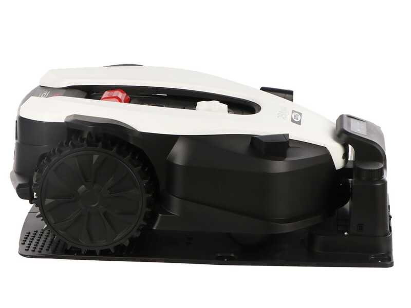 AMA FREEMOW RBA1601 - Robot Rasaerba