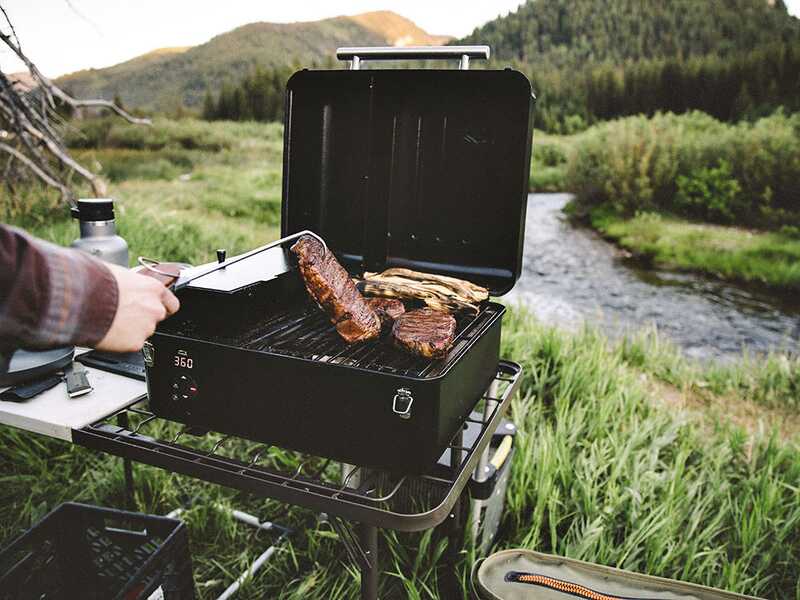 Traeger Ranger - Barbecue portatile a pellet