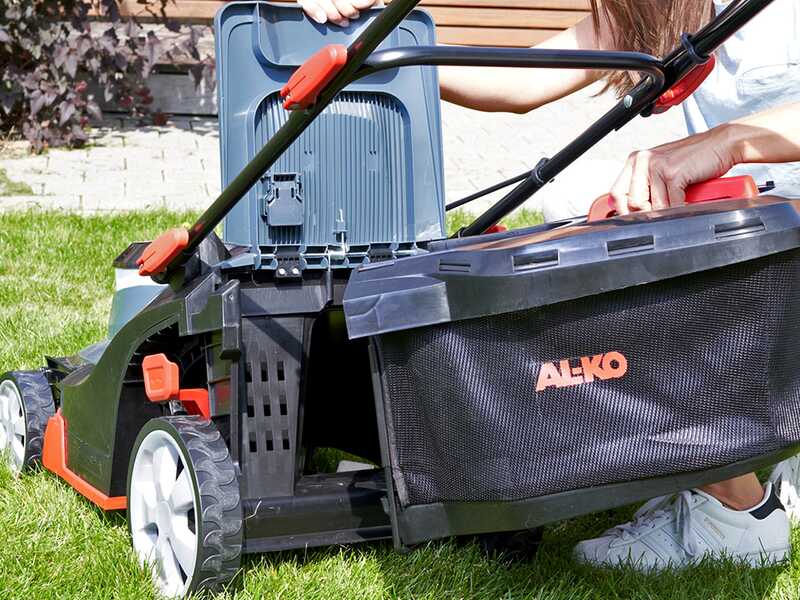 AL-KO 38.2 Li Comfort - Tagliaerba a batteria - Taglio 38 cm - 2x 18V/4,0Ah