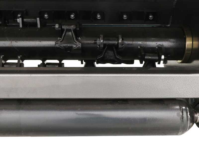 BlackStone BVL 165 L - Trincia argini laterale per trattore - Serie leggera
