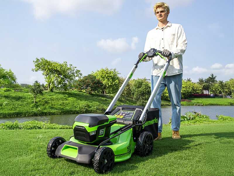 Greenworks GD60LM51SPK4 - Tagliaerba semovente a batteria - 60V/4Ah - Taglio 51 cm