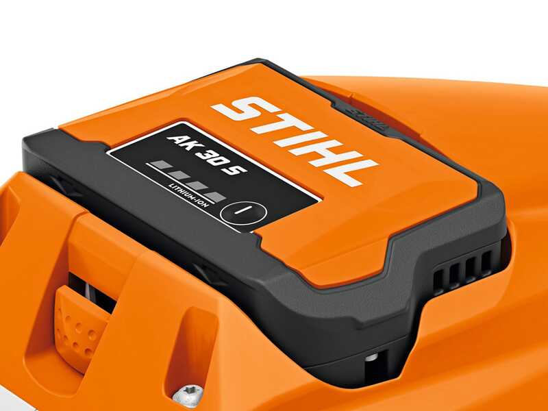 STIHL FSA 70 R - Decespugliatore con batteria AK 30 S - 36V 5Ah