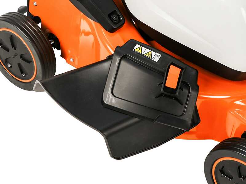 STIHL RMA 243 - Tagliaerba con batteria AK 10 - 36V 2Ah - Taglio 41 cm