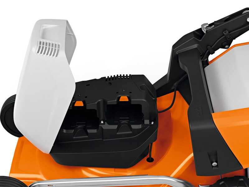 STIHL RMA 443 - Tagliaerba con batteria AK 10 - 36V 2Ah - Taglio 41 cm