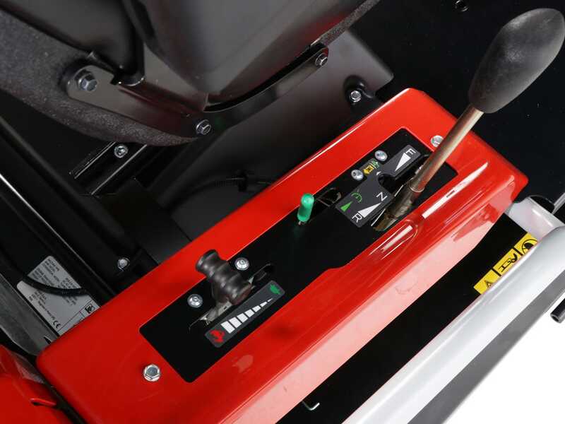 Efco Tuareg 92 PRO 2WD K - Trattorino trinciaerba sfalciatutto - Emak K 2400 AVD V-Twin
