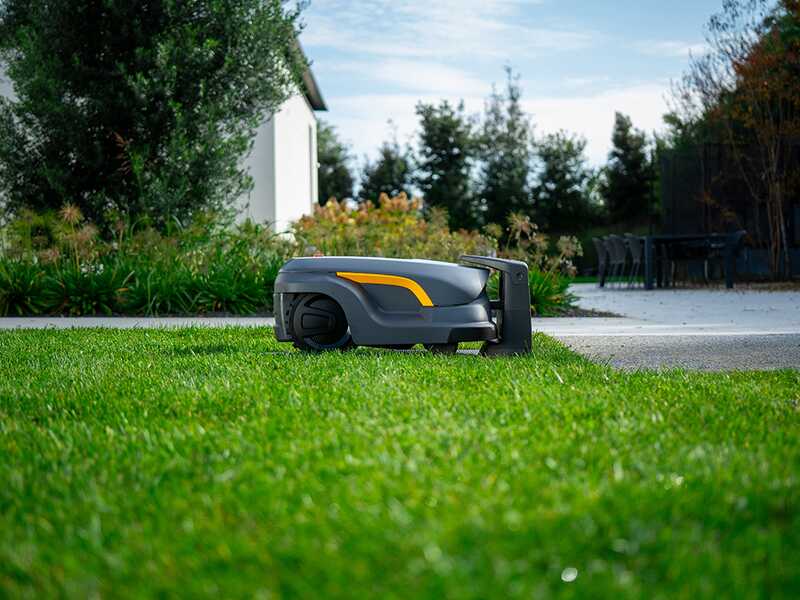 Stiga Vista A 50v - Robot rasaerba - Senza impianto - con batteria E-Power da 10 Ah