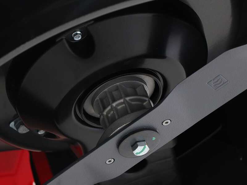 Efco LR 44 TK Comfort - Tagliaerba a scoppio trazionato - Motore Emak K 450 OHV da 123 cc