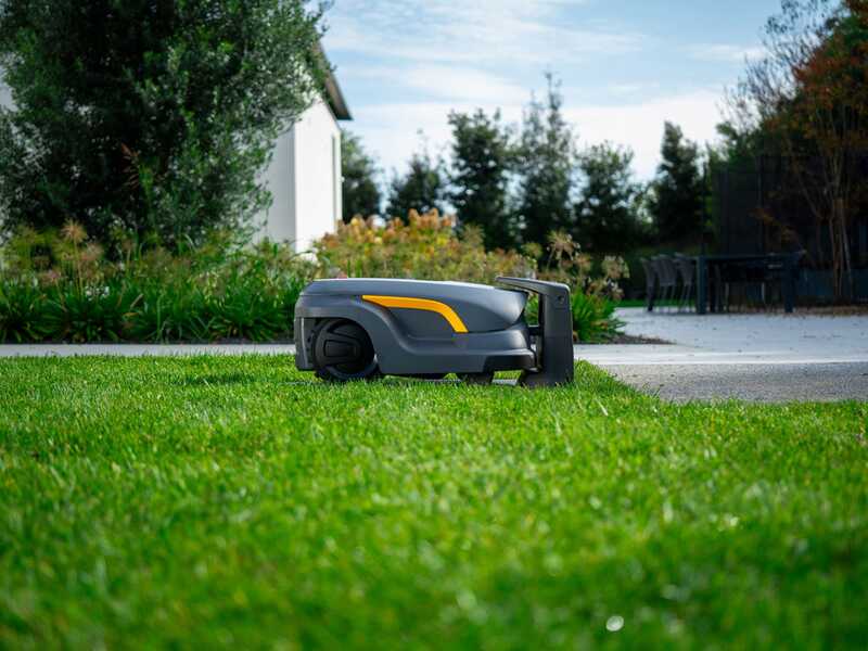 Stiga Vista A 140v - Robot rasaerba - Senza impianto - con batteria E-Power da 14 Ah