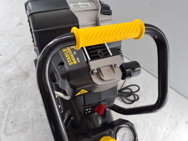 OUTLET - SENZA IMBALLO ORIGINALE - Stanley Fatmax HY 227/10/12 - Compressore aria elettrico portatile monofase  - Motore 2 HP - 12 lt