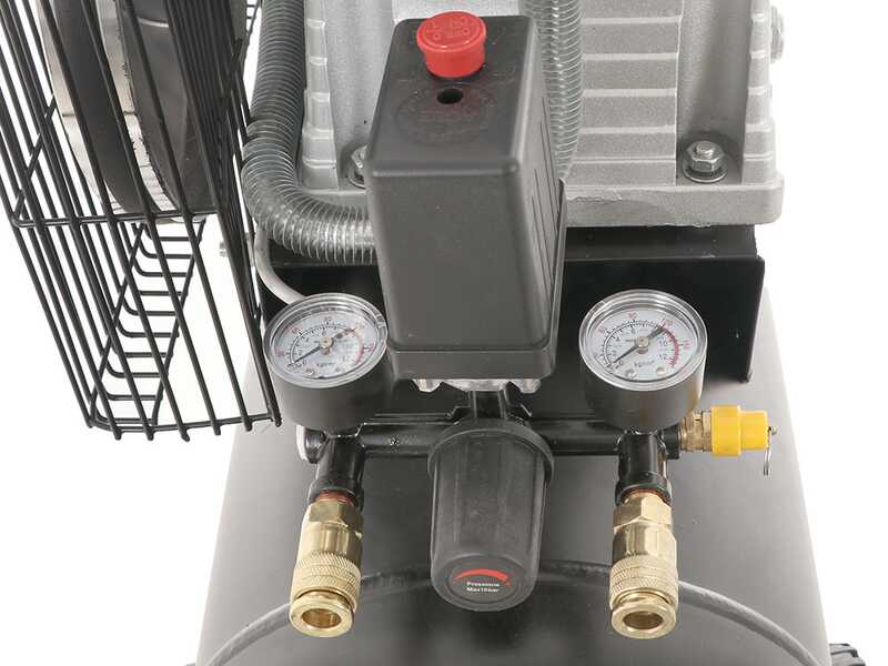 OUTLET - PICCOLI DIFETTI ESTETICI - BlackStone B-LBC 50-20 - Compressore aria elettrico a cinghia - Motore 2 HP - 50 lt