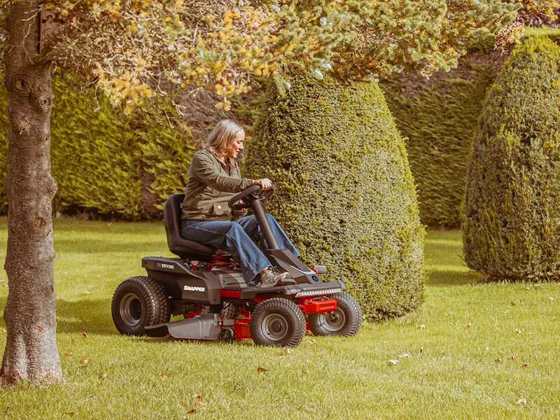Snapper ERX96 - Trattorino taglierba a batteria 72V/28Ah - scarico laterale e mulching