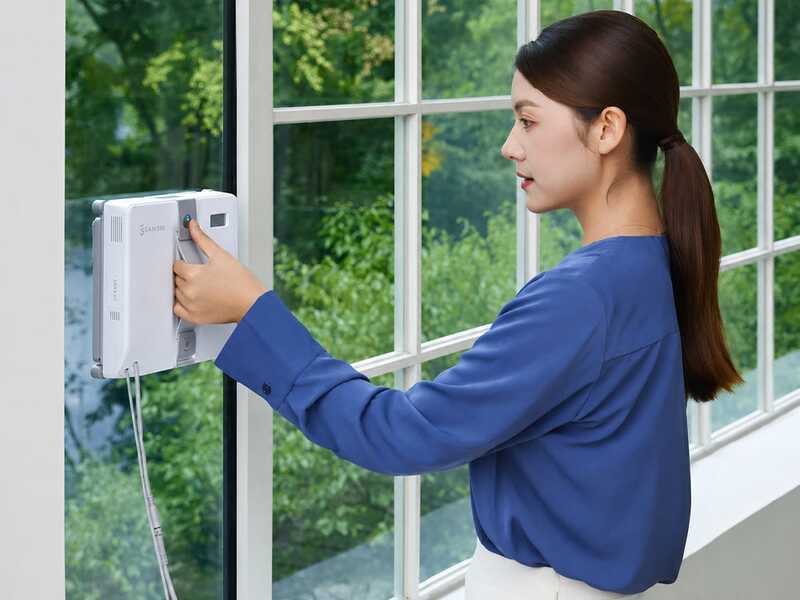 Ecovacs WINBOT MINI grigio - Robot lavavetri elettrico - Navigazione intelligente