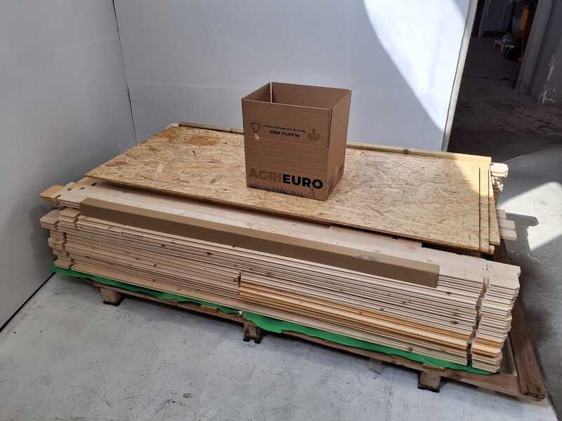 OUTLET - SENZA IMBALLO ORIGINALE - Alce Hobby 198x248 - Casetta da giardino in legno - Con finestre e porta a doppia anta - 198x248x215 cm
