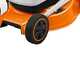 STIHL RMA 253 T - Tagliaerba trazionato con batteria AK 10 - 36V 2Ah - Taglio 51 cm
