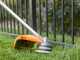 STIHL KMA 80 R - Decespugliatore con batteria AK 20 - 36V 4Ah