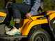 Stiga Estate 384e - Kit Trattorino tagliaerba con 2 moduli batteria ePower Pro da 56V/40Ah - Cesto di raccolta e mulching