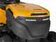 Stiga Estate 598e - Kit Trattorino tagliaerba con 2 moduli batteria ePower Pro da 56V/40Ah - Cesto di raccolta e mulching