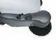OUTLET - SENZA IMBALLO ORIGINALE - Nilfisk SW750 - Spazzatrice trazionata a batteria con cesto di raccolta 12V - 46Ah