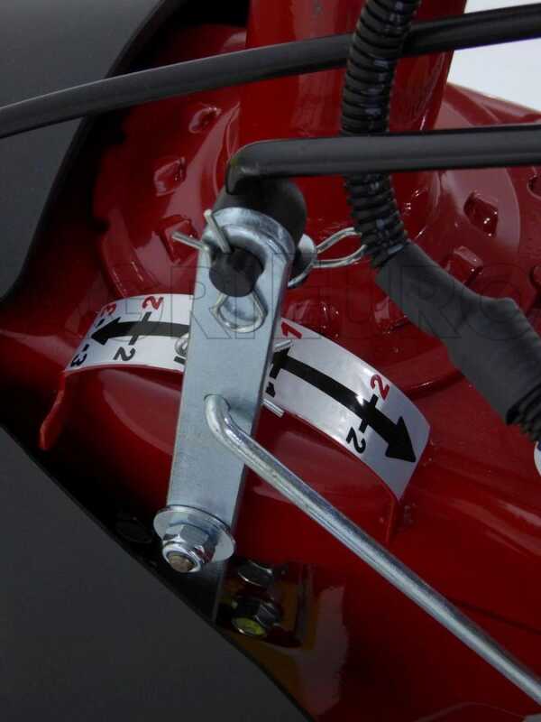 Eurosystems P70 EVO - Motofalciatrice multifunzione bilama - B&amp;S 850iS