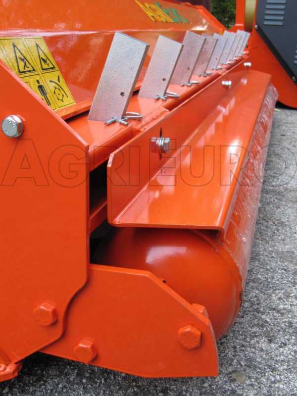 Trinciaerba per trattore PF 180 - Serie pesante