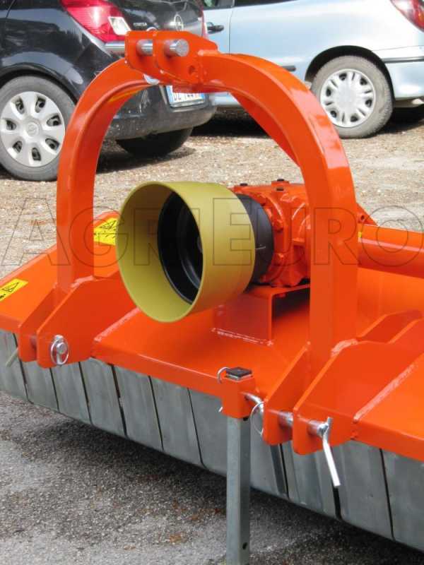 Trinciaerba per trattore MF 120 - Serie media
