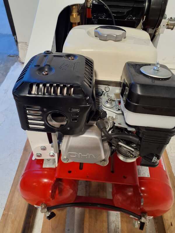 OUTLET - UTILIZZATO PER PROVA - Motocompressore a scoppio Tornado Double F 750 con motore Honda GX200 - 6HP