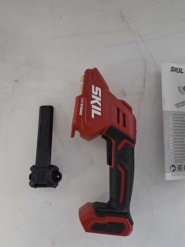 OUTLET - UTILIZZATO PER PROVA - Skil 0630 CA - Forbice tagliaerba a batteria - Tagliasiepi - SENZA BATTERIA E CARICABATTERIE