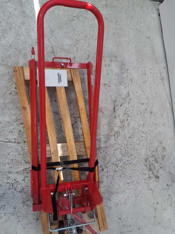 OUTLET - SENZA IMBALLO ORIGINALE - Sollevatore idraulico per trattorini da giardinaggio e rasaerba - elevatore max 300 Kg