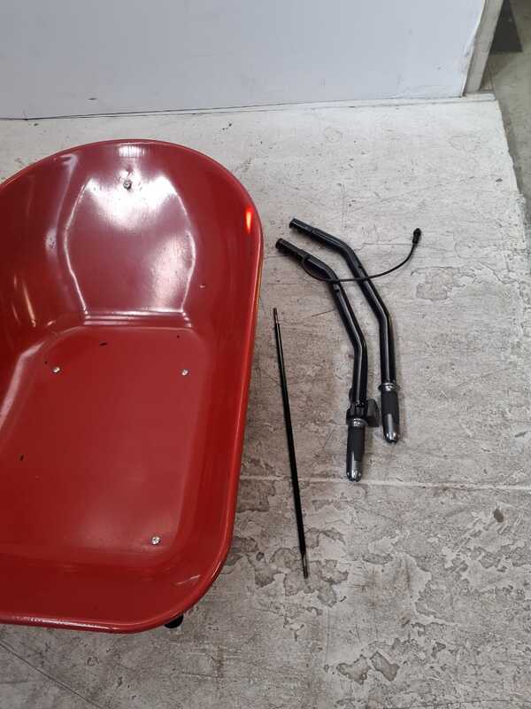 OUTLET - PICCOLI DIFETTI ESTETICI - GeoTech CAR 260T-100 - Carriola elettrica a batteria 40V 6Ah - Ruote traktor