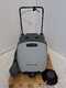 OUTLET - SENZA IMBALLO ORIGINALE - Nilfisk SW750 - Spazzatrice trazionata a batteria con cesto di raccolta 12V - 46Ah