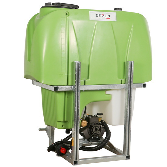 Seven Italy 600L - Gruppo botte irroratrice a trattore - Pompa APS71 - Colore verde